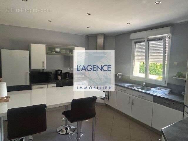 Maison à COURCELLES-SUR-VESLES