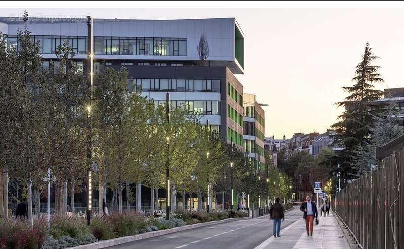 Appartement à MONTROUGE