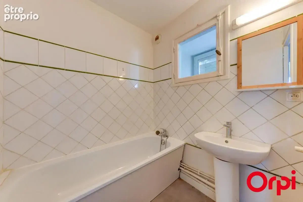 T3 de 58 m² - Idéal projet sur-mesure ou investissement - photo 11