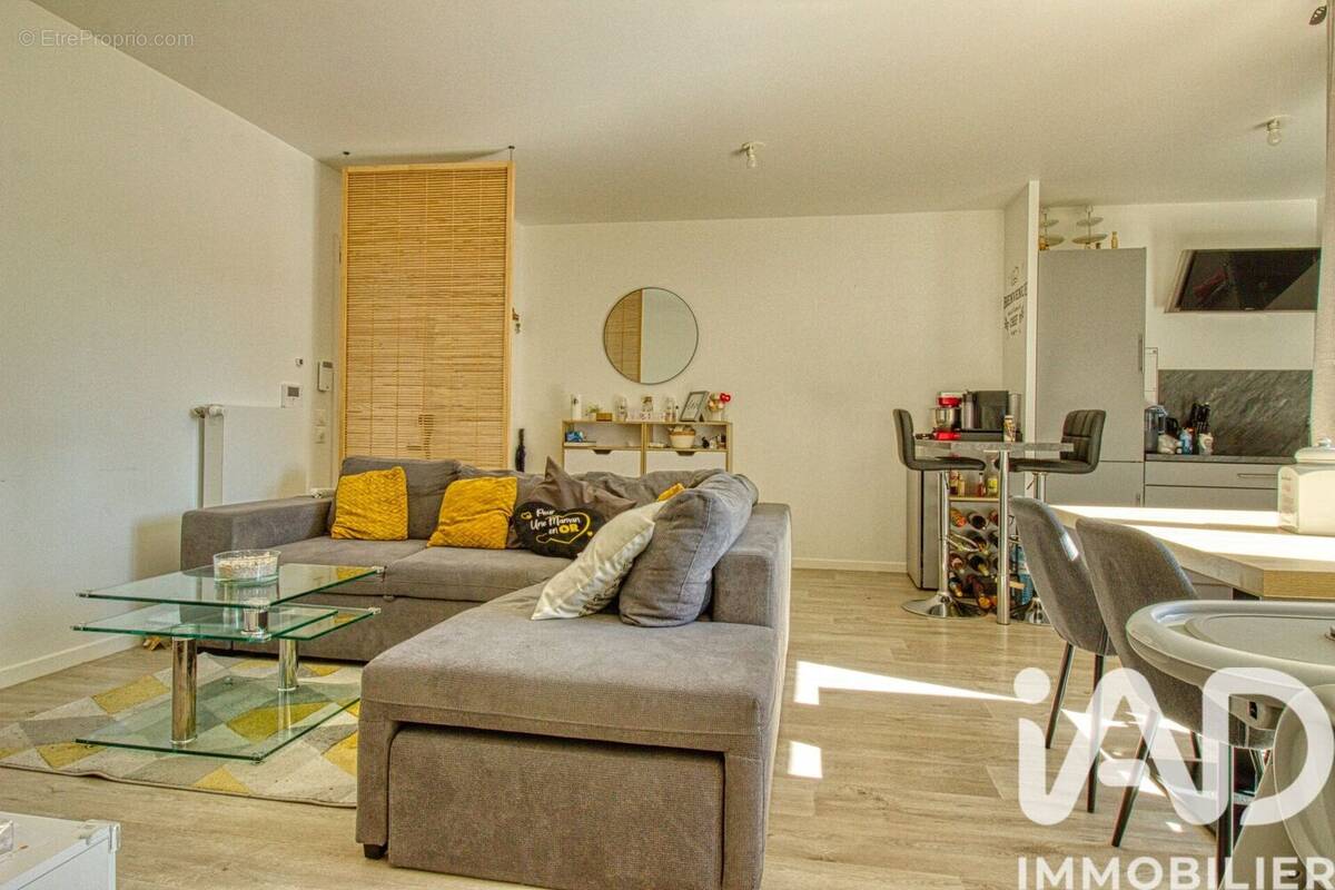 Photo 1 - Appartement à SARCELLES