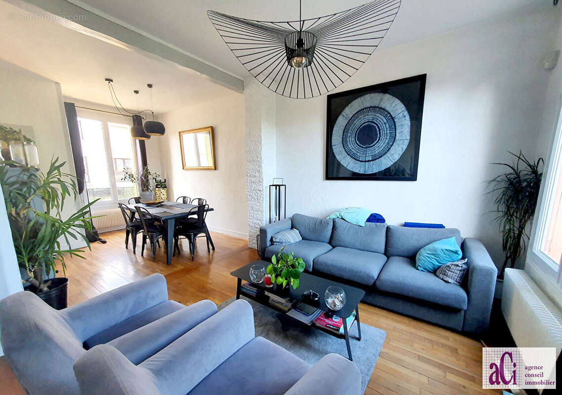 Maison à L&#039;HAY-LES-ROSES