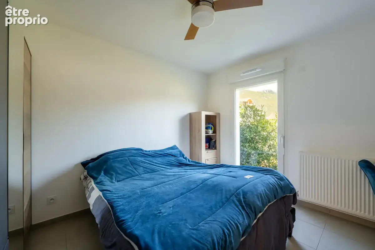 DOUSSARD - Appartement T4 lumineux avec jardin - photo 8