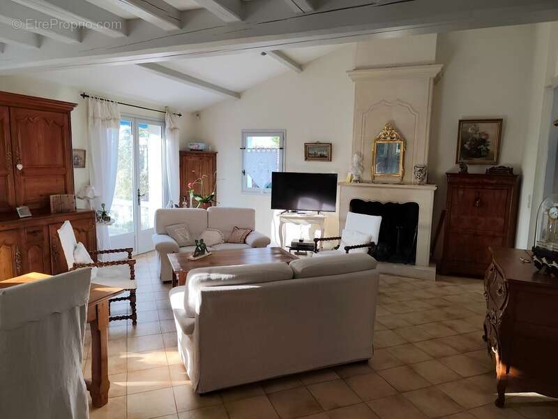 Maison à LA COURONNE
