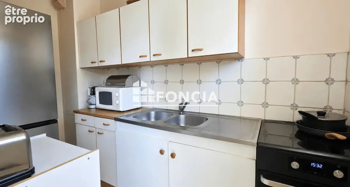 Appartement en rez-de-chaussée avec place de stationnement et cave - photo 3