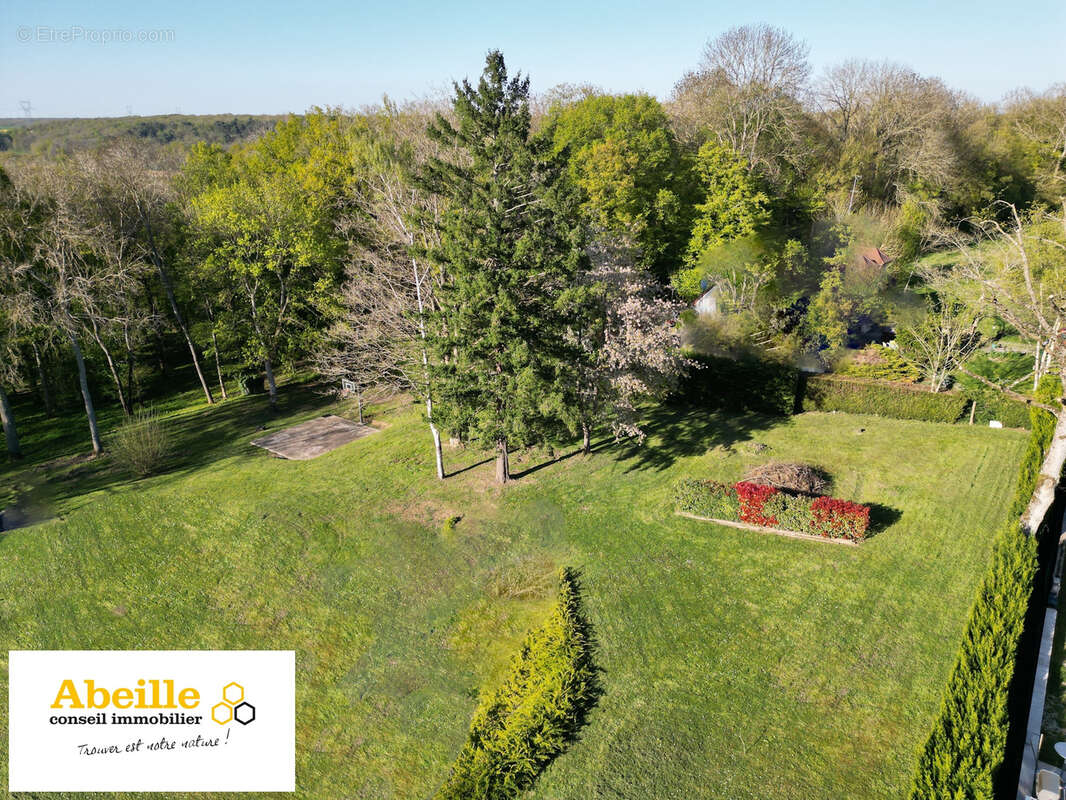 Terrain à SAINT-CHERON