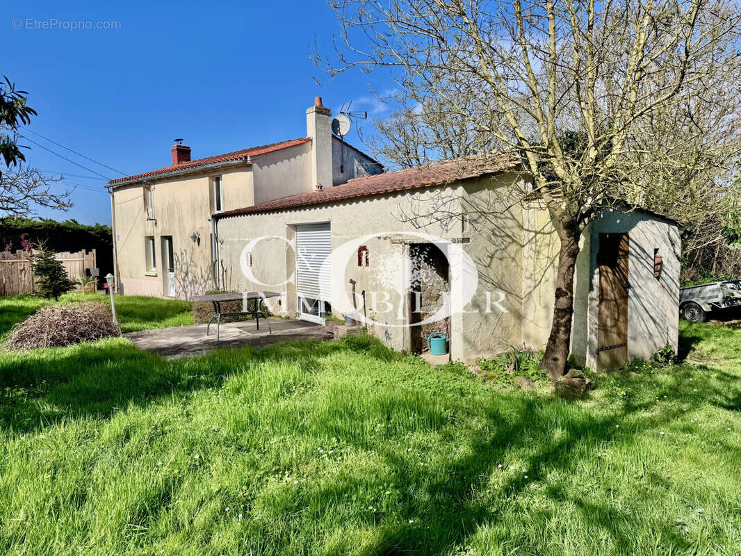 Maison à TOUVOIS