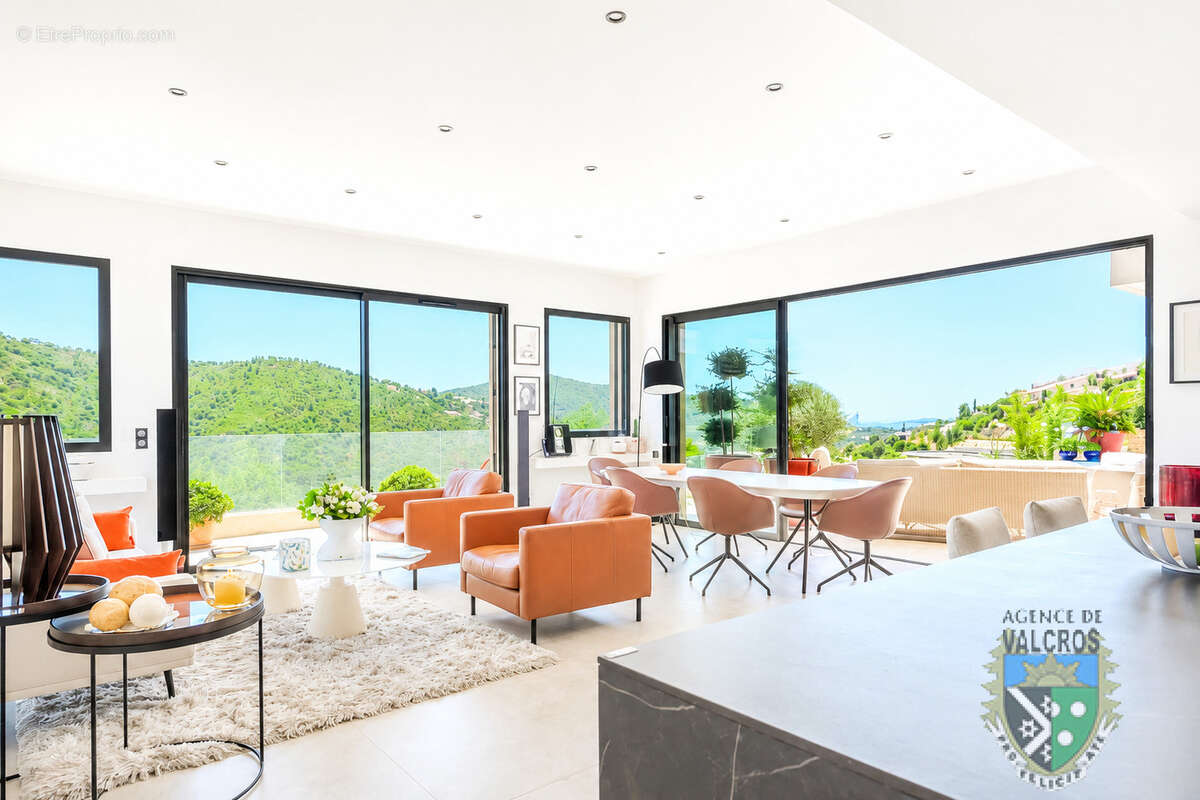 Maison à LA LONDE-LES-MAURES