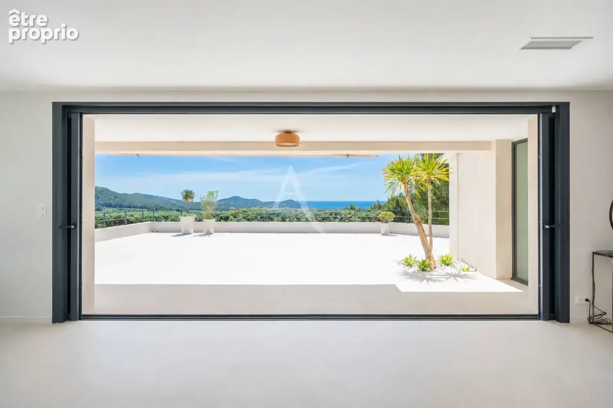 Photo Maison à La Cadiere-D'azur au prix de 1 560 000€