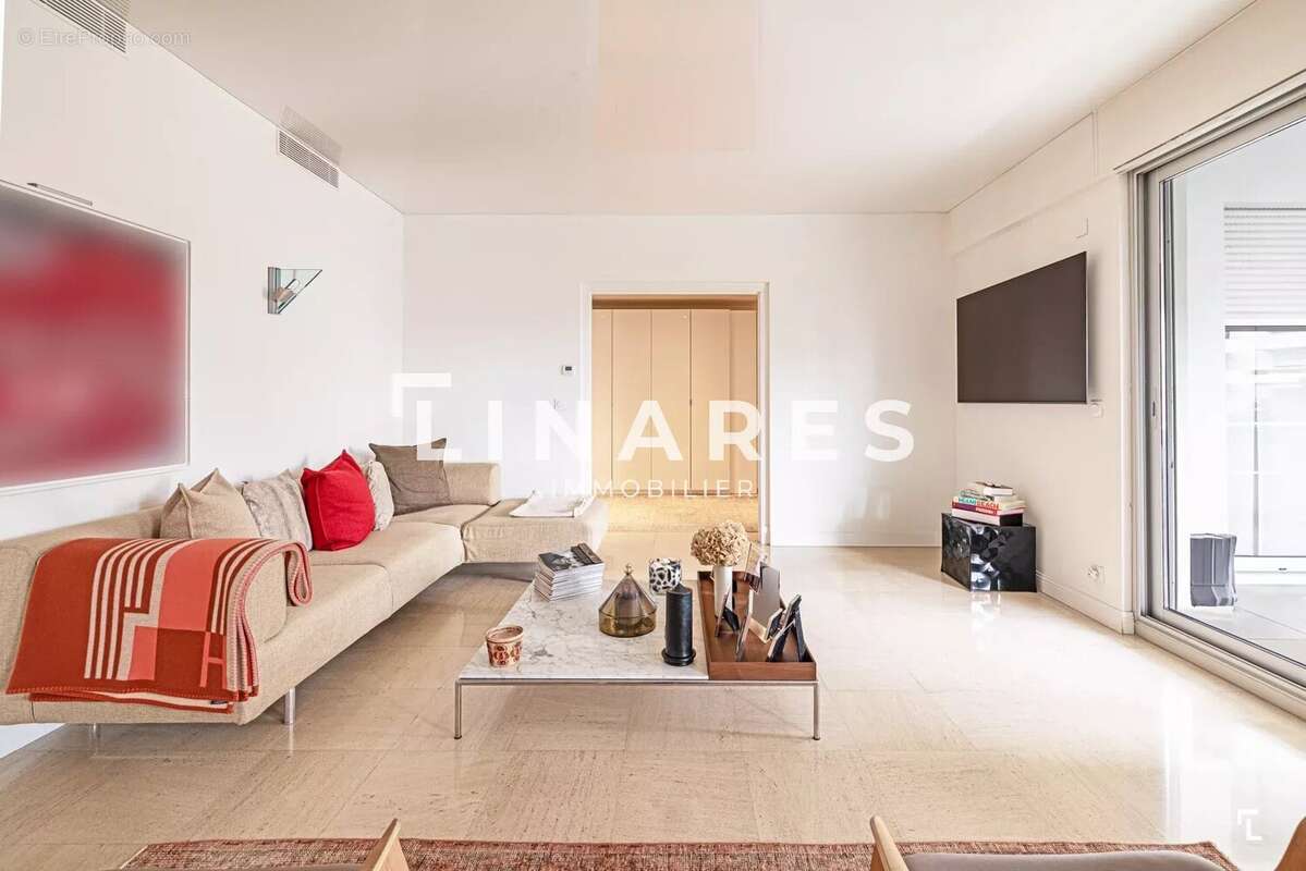 Appartement à MARSEILLE-8E