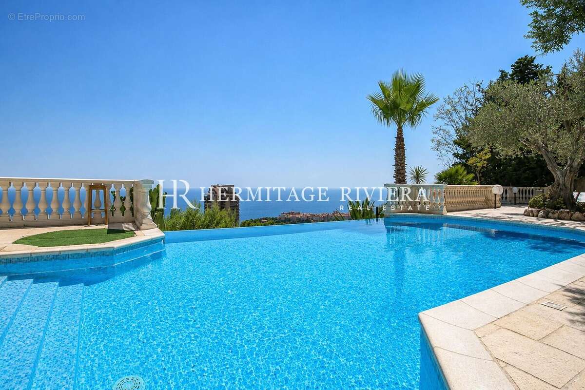 Appartement 142 m² à Beausoleil  - photo 15