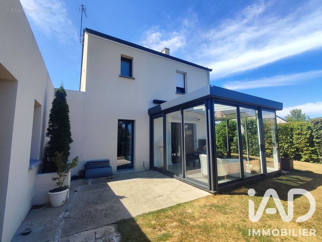 Photo 1 - Maison à COUFFE