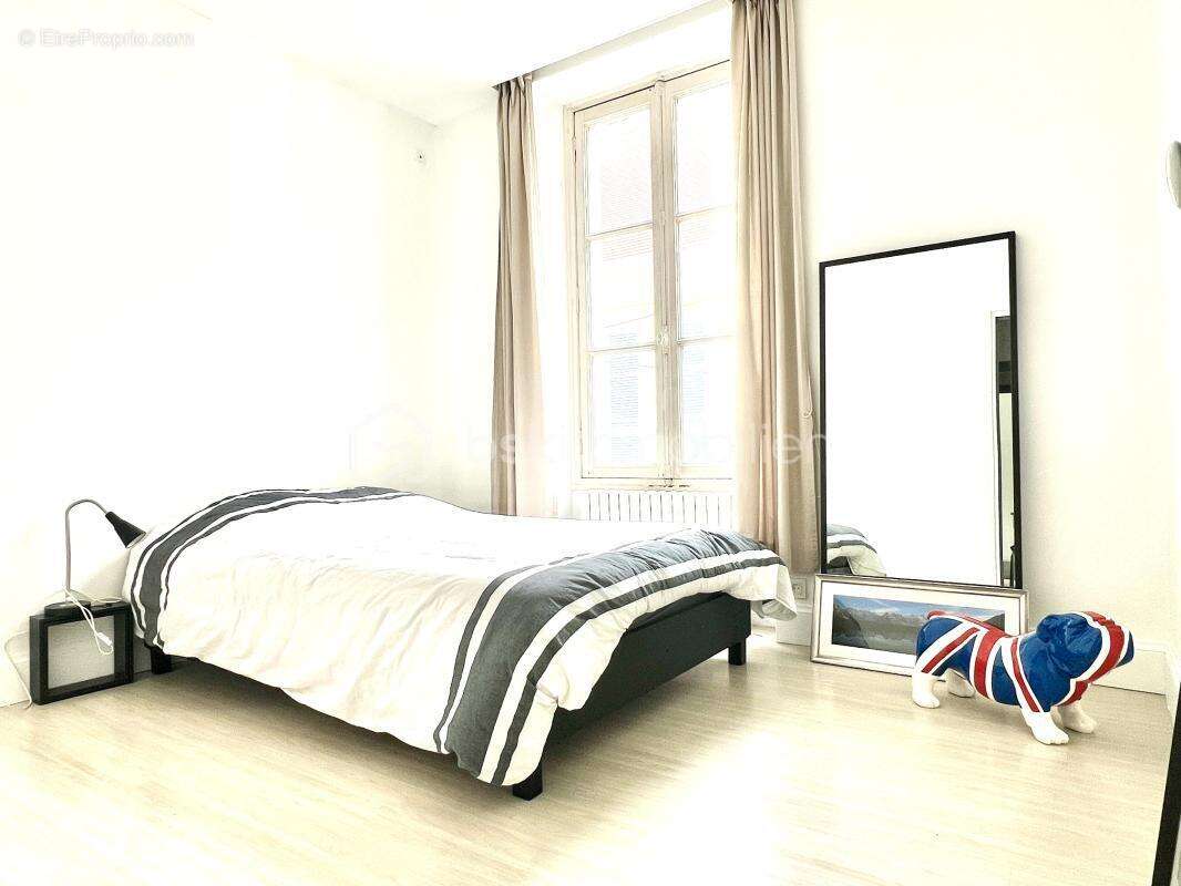 Maison bourgeoise au centre ville d'Etampes - photo 4
