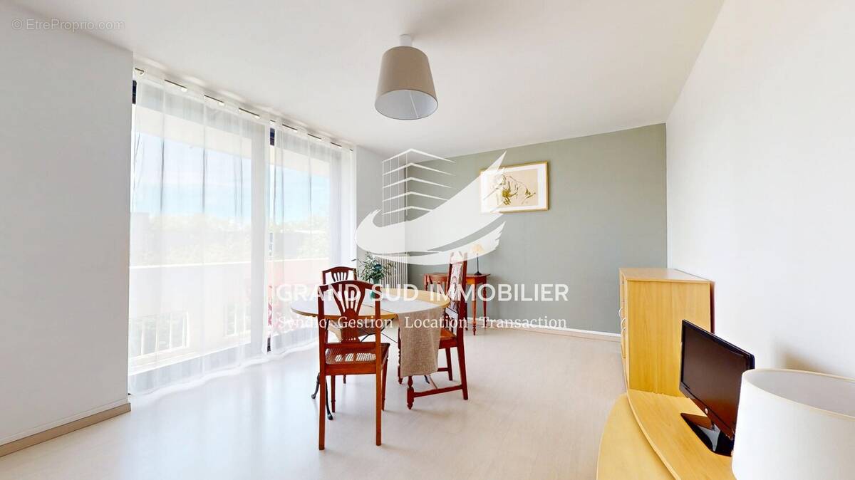 Appartement à RAMONVILLE-SAINT-AGNE