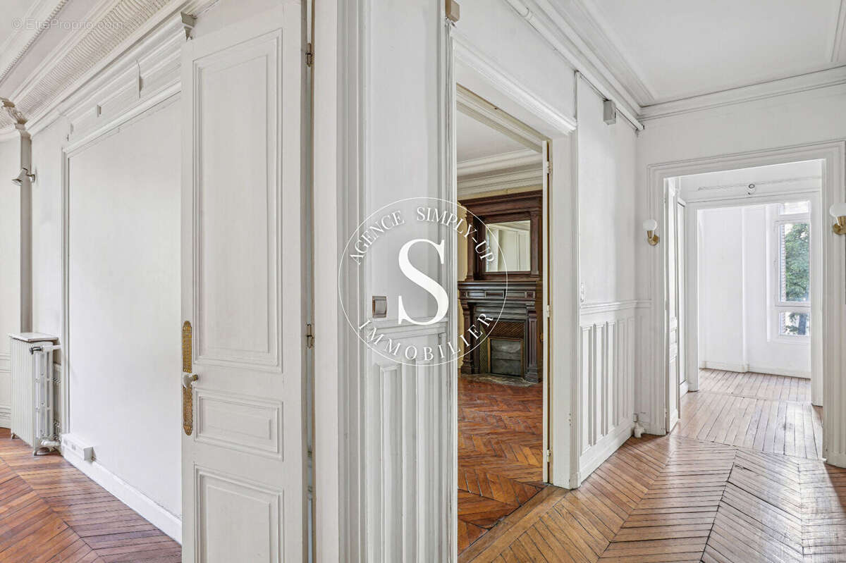Appartement à PARIS-6E