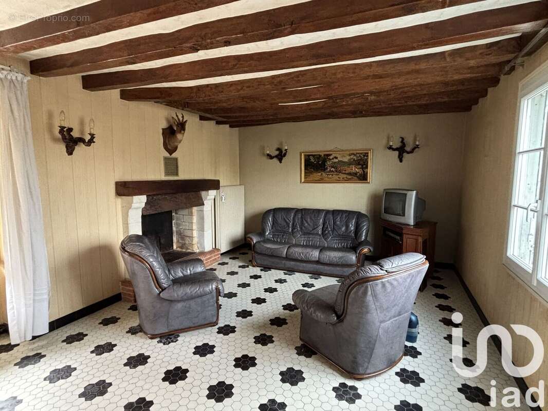 Photo 3 - Maison à SOUZAY-CHAMPIGNY