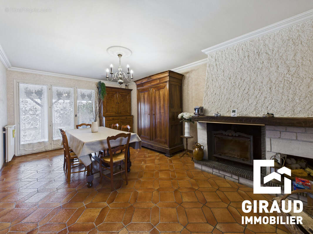 Maison à FONTENAY-LE-COMTE