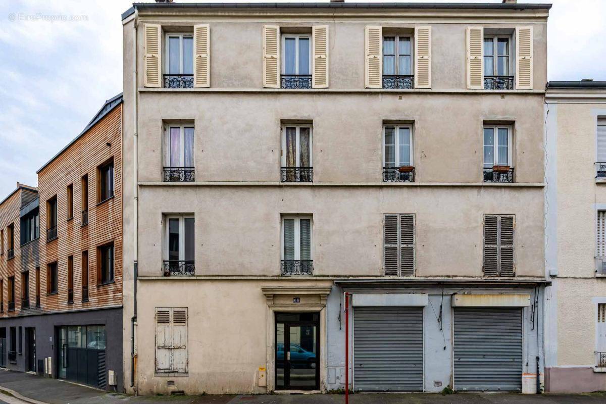 Appartement à IVRY-SUR-SEINE