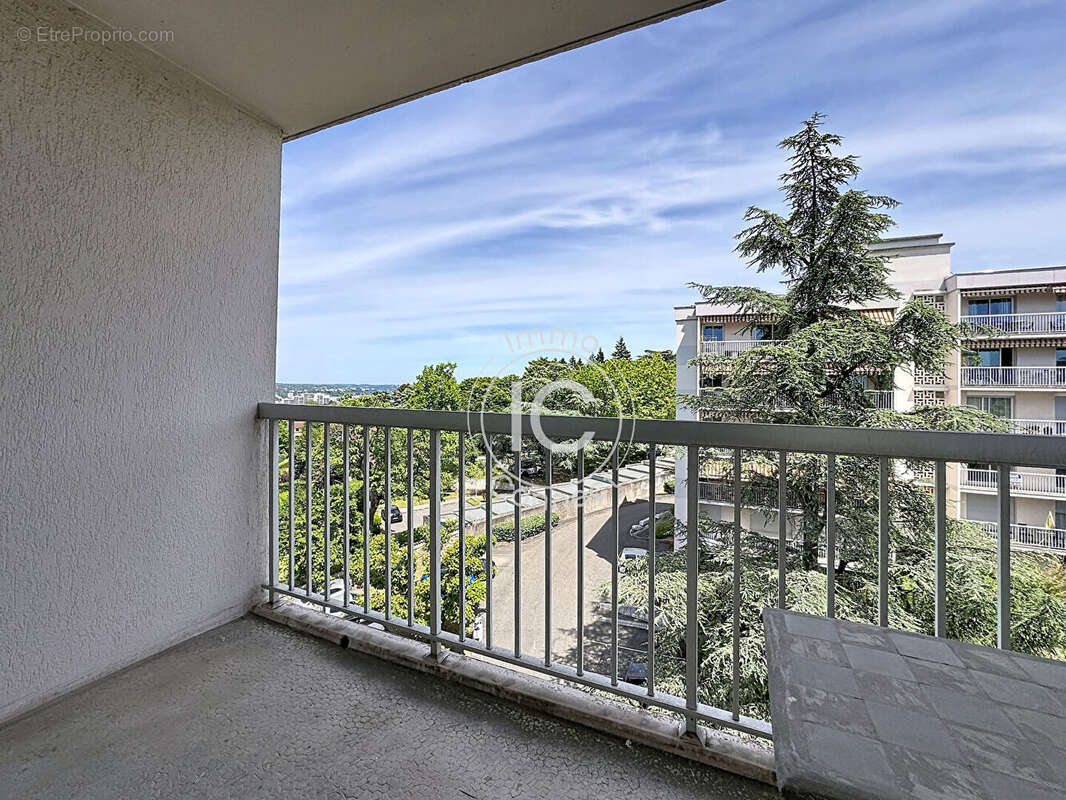 Appartement à LYON-5E
