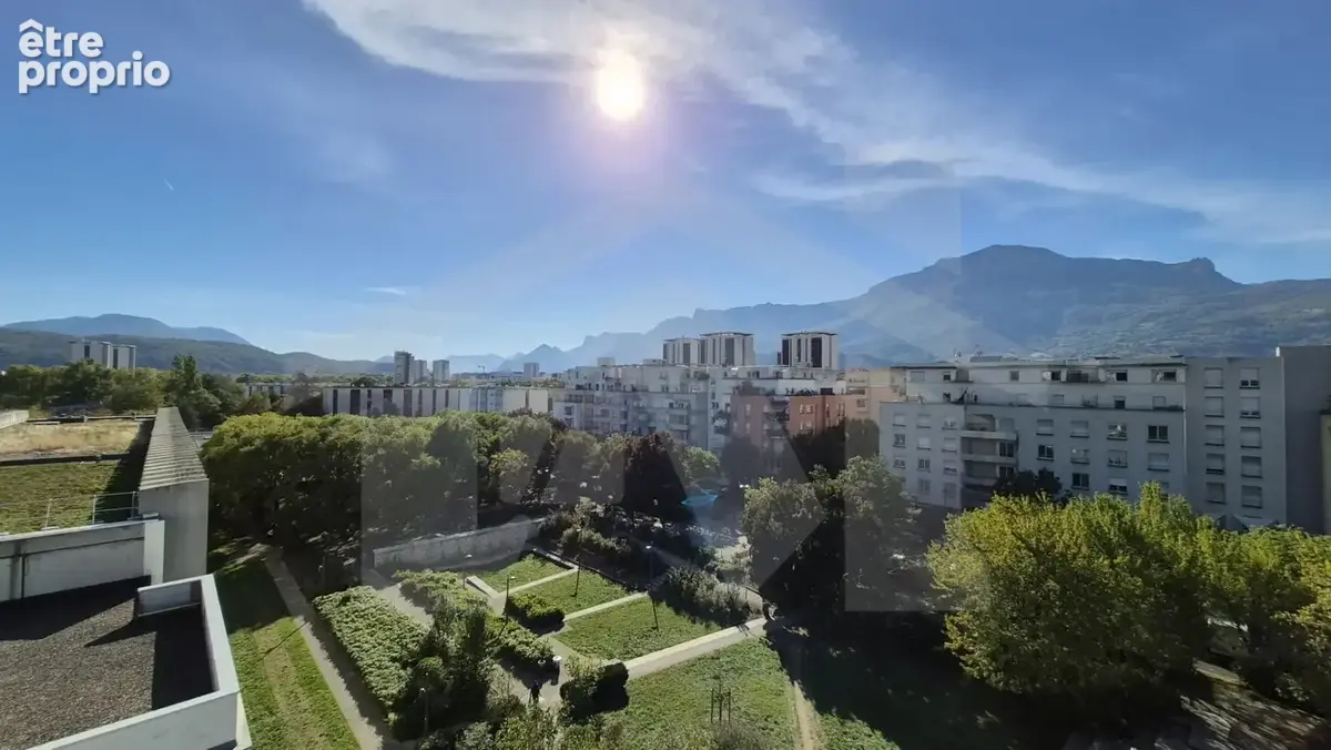 5P+C de 113m2 au dernier étage avec terrasse et vue panorami - photo 5