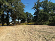 Terrain à BAINS-SUR-OUST