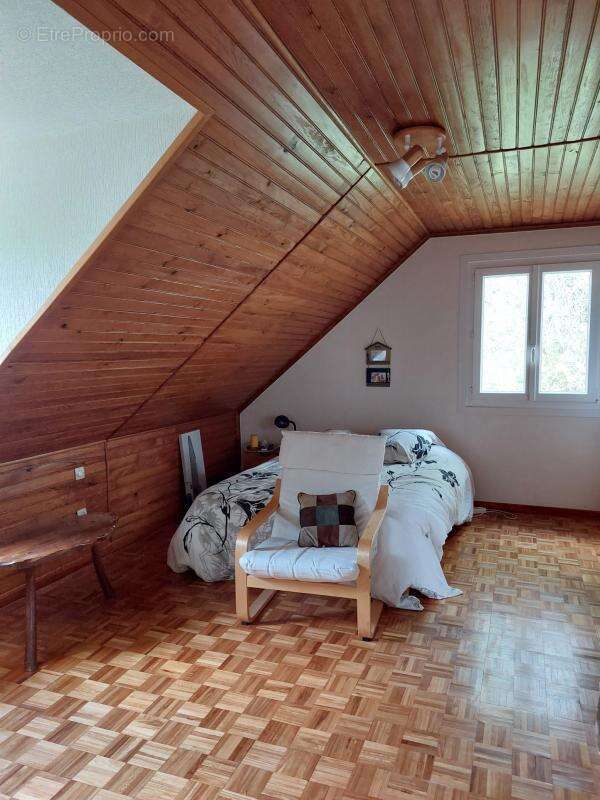 Maison à SAVIGNE-L'EVEQUE