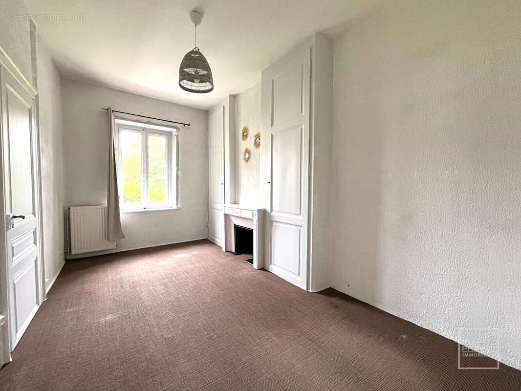 Appartement à SAINT-CYR-AU-MONT-D'OR