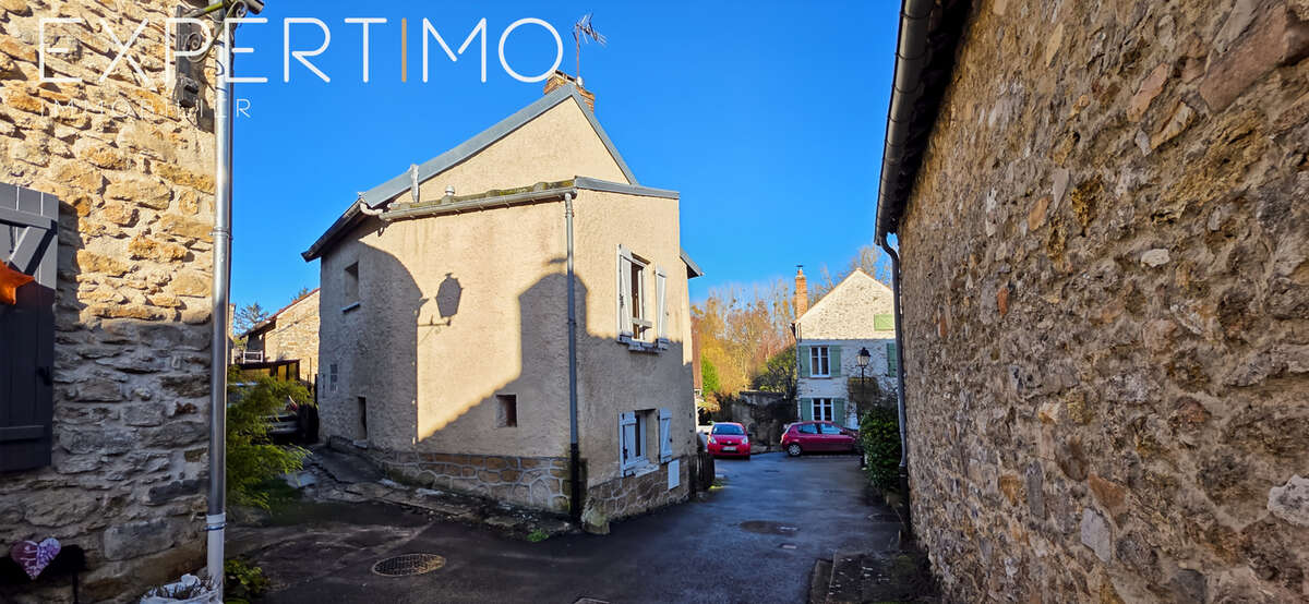 Maison à JANVILLE-SUR-JUINE