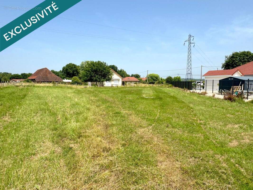 Photo 2 - Terrain à MONTPONT-EN-BRESSE