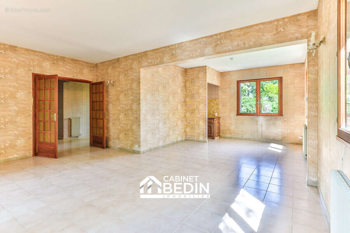 Maison 196 m² à Verdelais  - photo 4