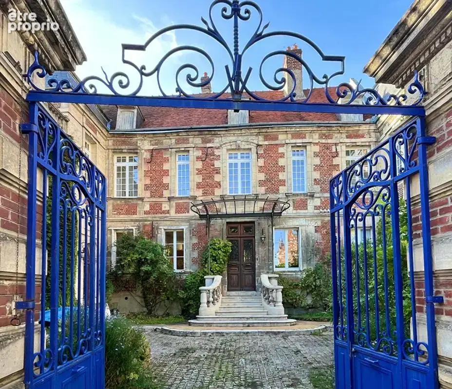 Maison de Maître :10 pièce(s) 288 m2 - Terrain 959m² - photo 2