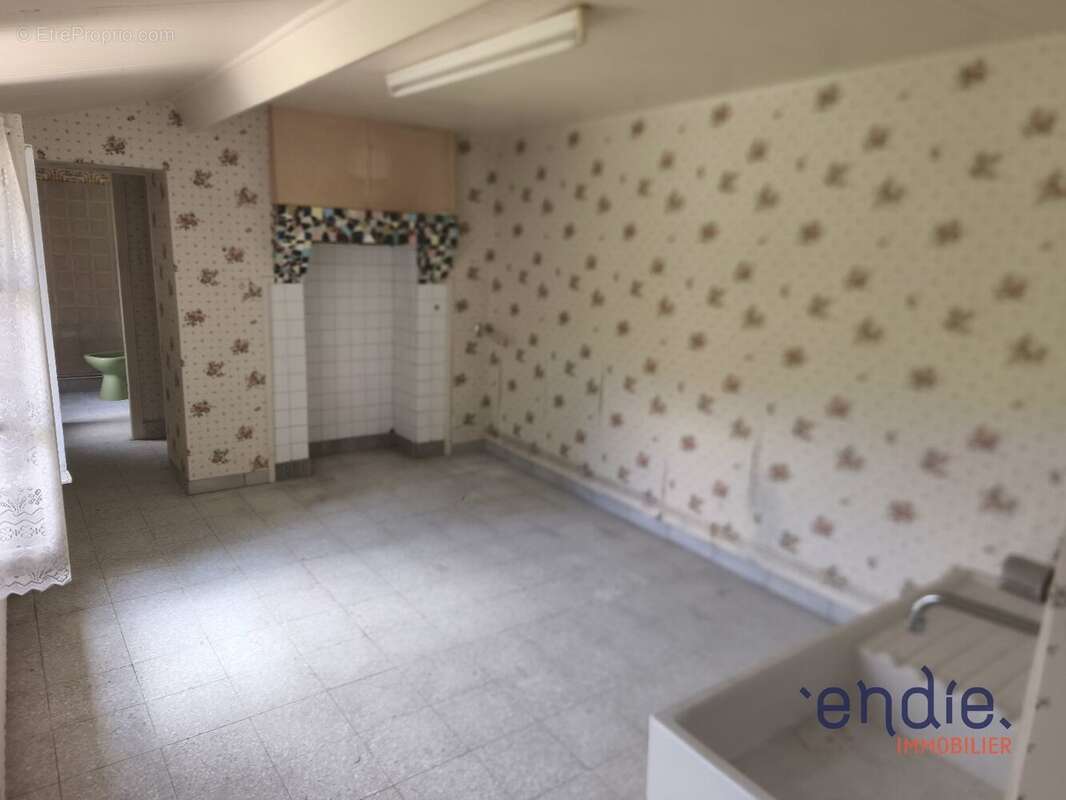 Vente d'une maison 4 pieces (78 m²) a louroux bourbonnais - photo 5
