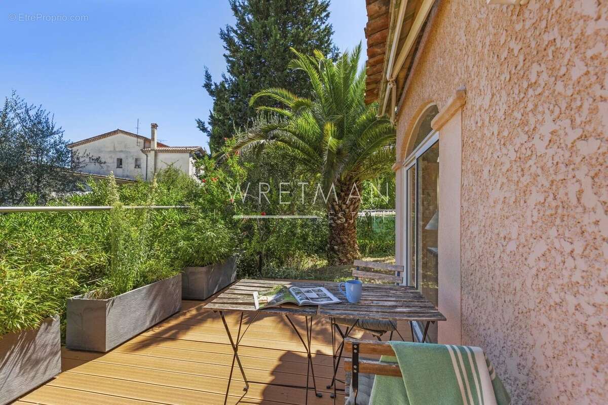 Jolie maison avec jardin et piscine - Valbonne - photo 24