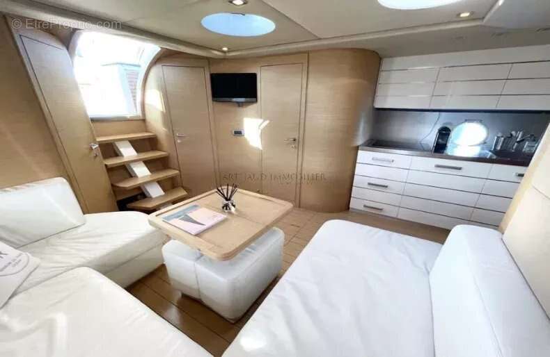 Yacht Sessa C52  Port Canto, Cannes - photo 8