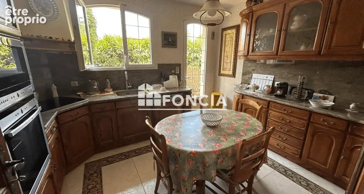 Belle propriété avec maison, piscine et nombreuses dépendances à proximité de Revel - photo 6