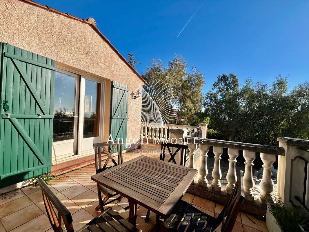 Maison à FREJUS