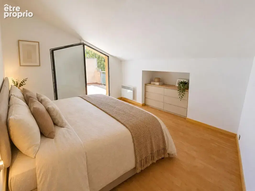 Carqueiranne coeur de ville - T3, 60 m², terrasse vue mer, 2 pkgs, au calme - photo 13