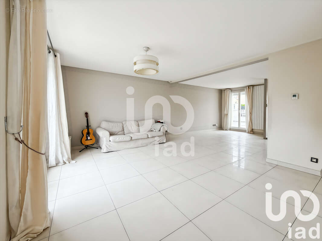 Photo 2 - Maison à PONTAULT-COMBAULT