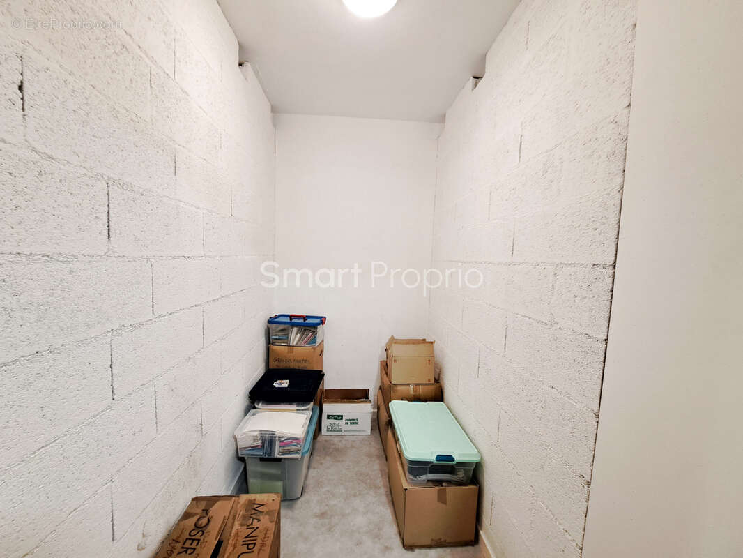 Appartement à LES PONTS-DE-CE