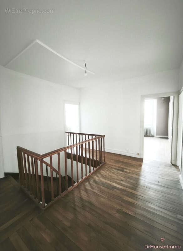 Maison 149 m² à Chateauroux  - photo 12