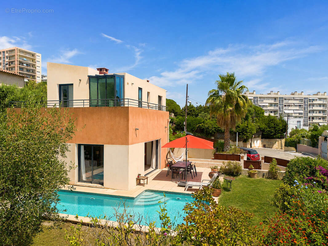 Nice Fabron Villa Domaine Privé 5P 227m2 - Jardin & Piscine - photo 2