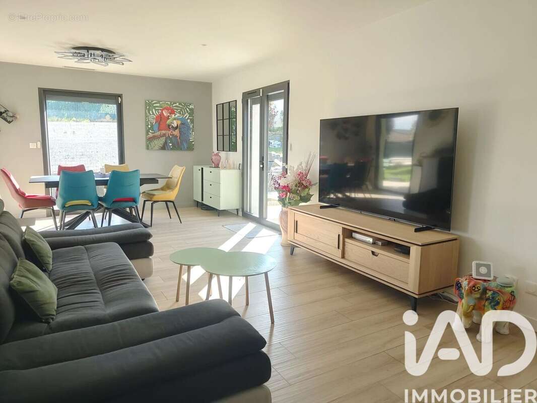 Maison 138 m² à Malleval  - photo 8