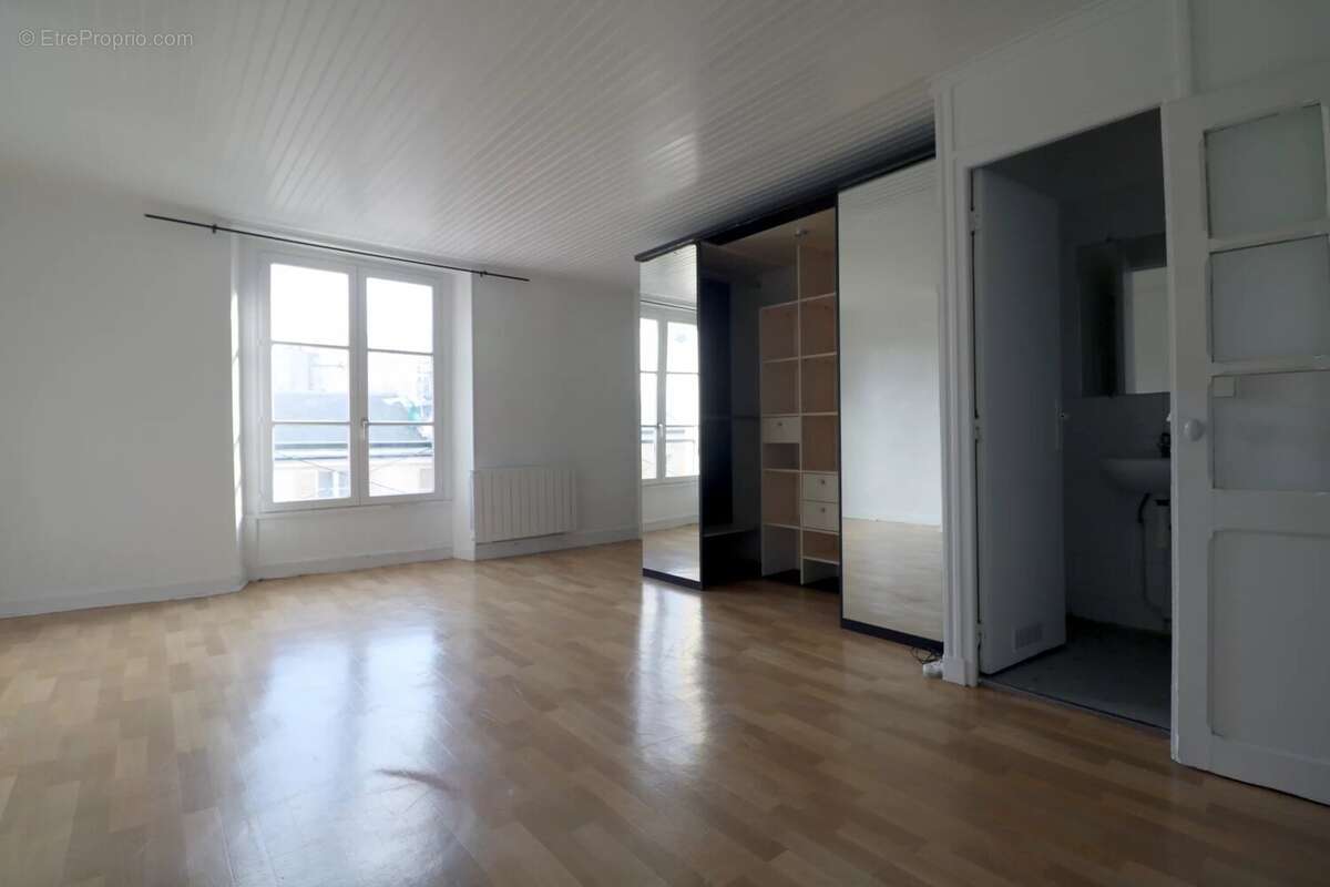 Appartement à VERSAILLES