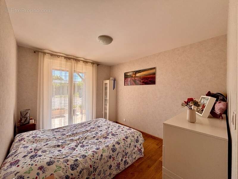 Maison à vendre 179 m² - 4 Chambres - L'ABERGEMENT-DE-CUISERY (71) - photo 9