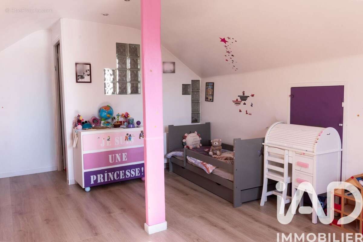 Photo 7 - Maison à HOUILLES