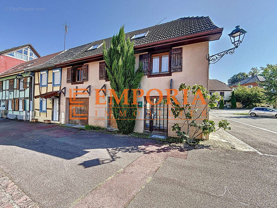 Maison à DANNEMARIE