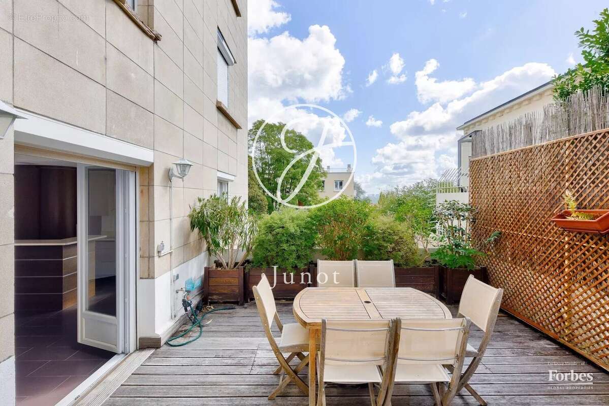 Appartement à SAINT-CLOUD