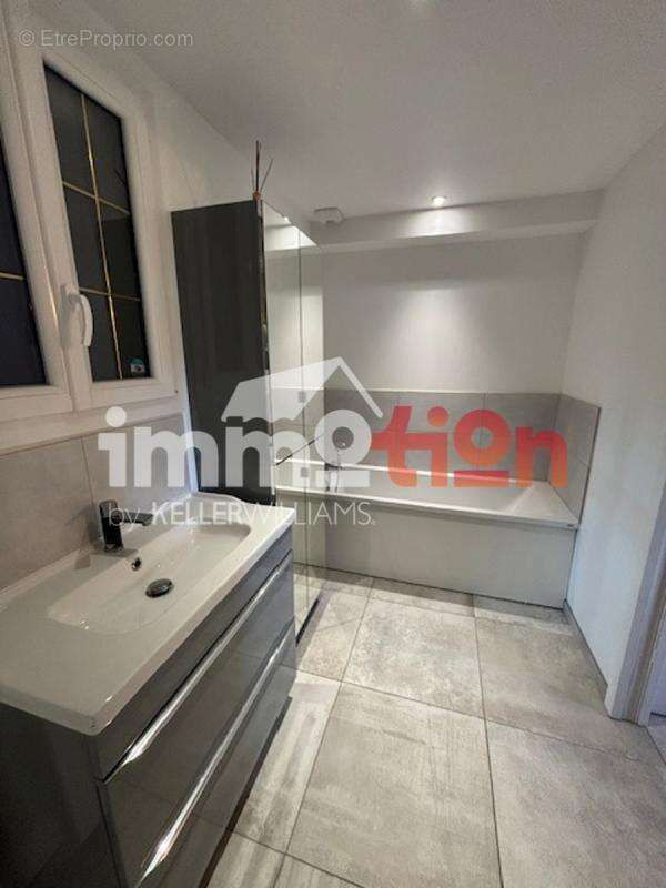 Maison à SEPT-MEULES