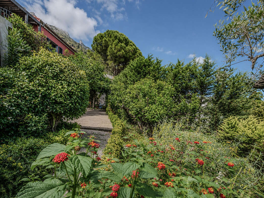 Maison à BEAUSOLEIL