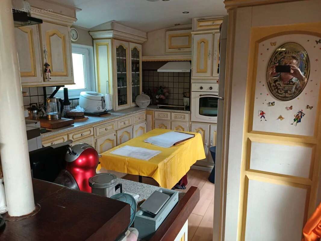 Maison à MAURECOURT