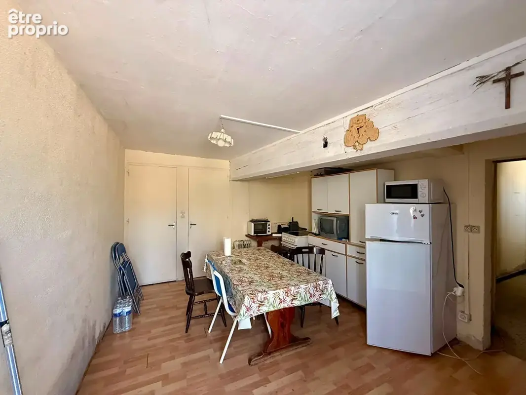 Maison en pierre de 60m² à rénover, à la campagne - photo 2